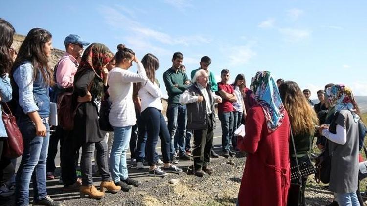 ARÜ Coğrafya Bölümü Öğrencileri İlk Saha Araştırmasını Yaptı