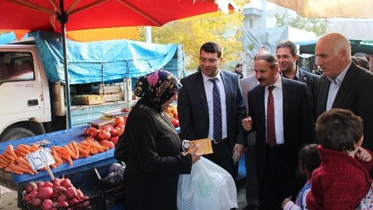 Ahmet Yaptırmış: “Aziziye’de Seçim Beyannamesin Anlattı”