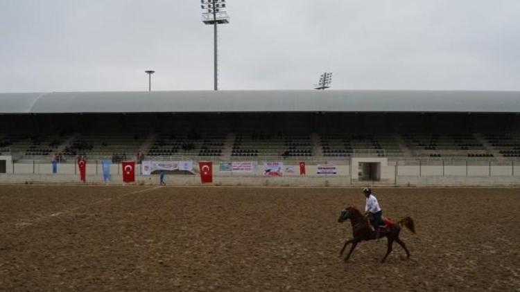 Uşak 1 Eylül Atlı Cirit Takımı Finale Yükseldi