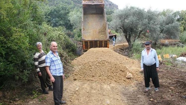 Döşemealtı Belediyesi Killik Mahallesi’ne Yeni Yol Açtı