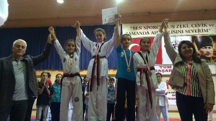 Çanakkaleli Taekwondoculardan Bir Başarı Daha