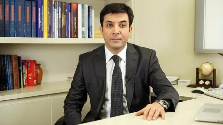 Prof. Dr. Ülkür, Burun Estetiği Hakkında Bilgi Verdi