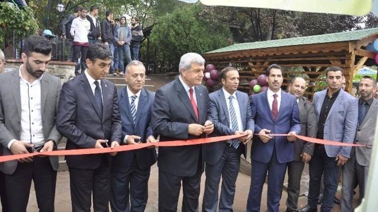 Başkan Toltar Dilovası’nda Bir Cafenin Açılışını Katıldı