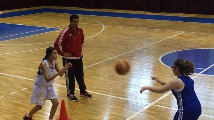 Basketbol Yıldız B Milli Takım Aday Kadrosuna Malatya’dan 4 Sporcu Çağırıldı