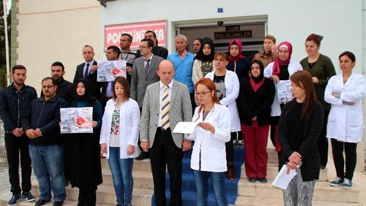 Sağlık Çalışanlarından Teröre Protesto