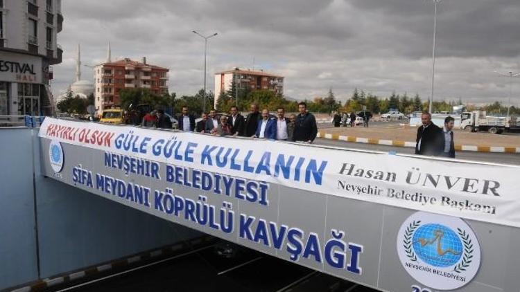 Nevşehir Belediyesi 40 Günde Şifa Meydanı Köprülü Kavşağını Hizmete Kazandırdı