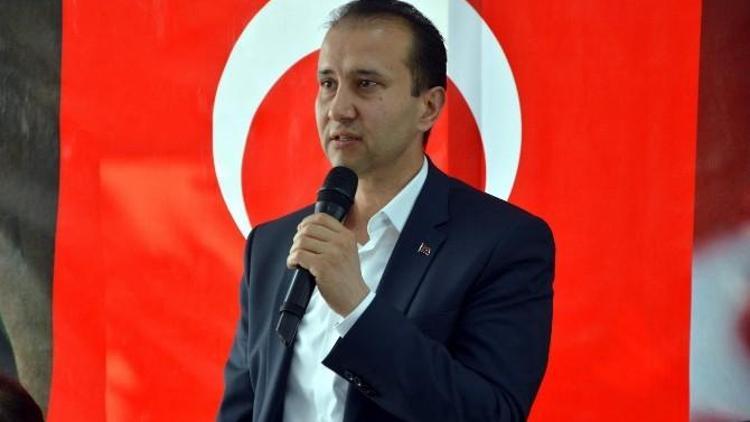 Hakan Çağlar Erürker’den AK Parti’ye Oy Vermek İçin 10 Sebep