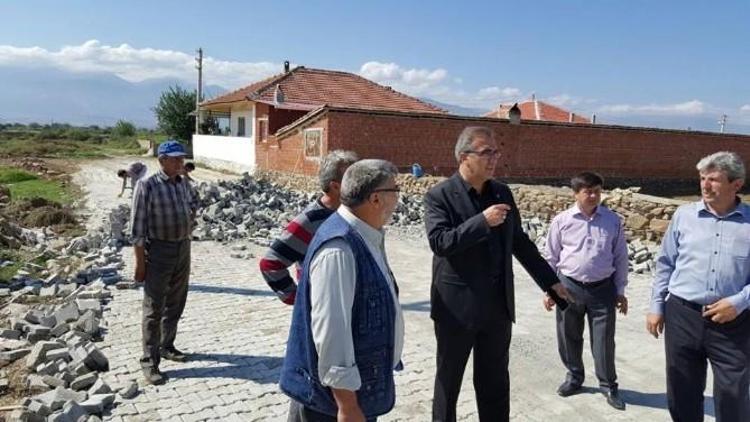 Alaşehir Belediyesi Hizmet Yağmuruna Devam Ediyor