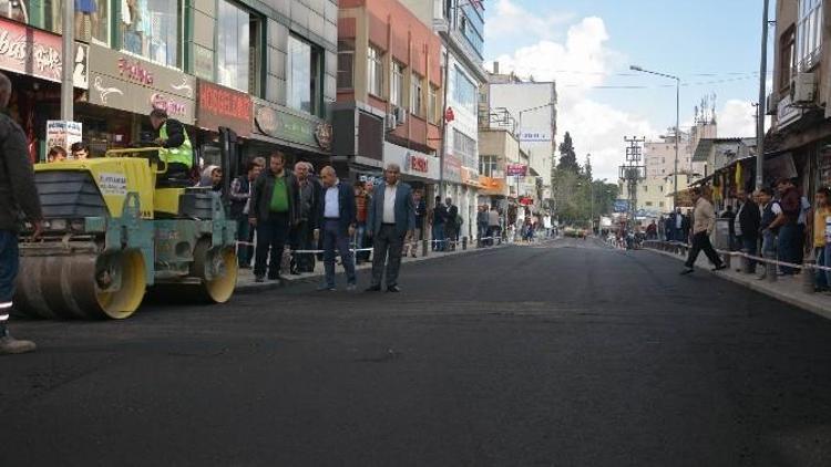 Cumhuriyet Caddesi Aşınma Tabaka Asfalt İle Kaplanıyor
