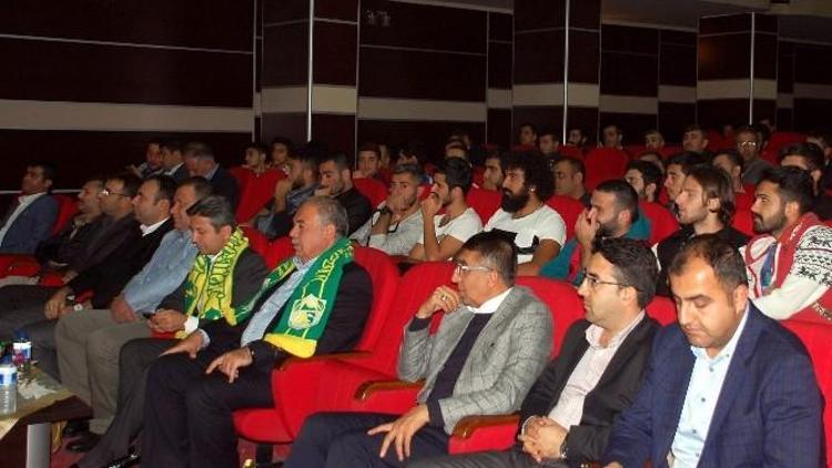 Taraftarlar AK Parti’den, AK Parti Taraftarlardan Destek İstedi