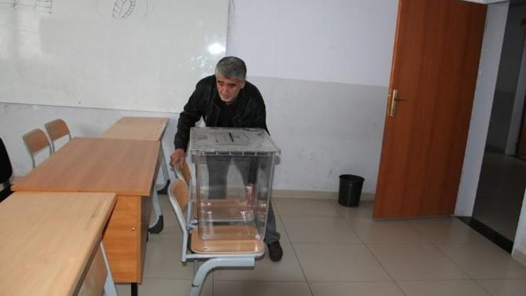 Başkale’de 1 Kasım Seçim Hazırlığı Başladı