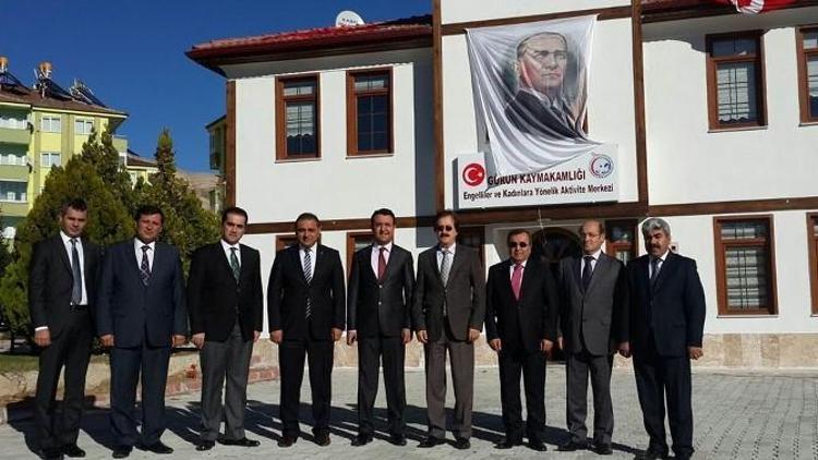 CÜ Rektörü Kocacık Ve Yönetimi Gürün Ve Kangal MYO’nu Ziyaret Etti