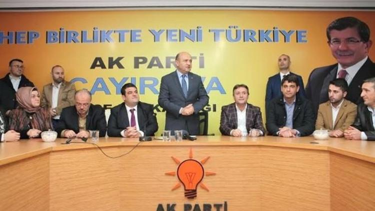 Bakan Fikri Işık, Kocaeli’de Teşekkür Turuna Çıktı