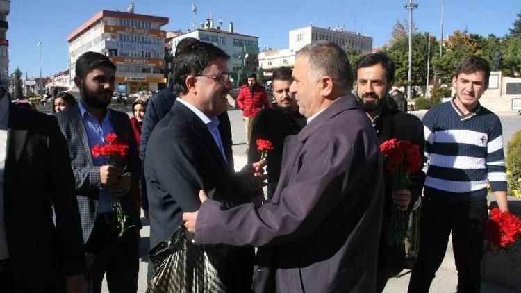 AK Parti Yozgat Milletvekili Yusuf Başer’den Vatandaşa Karanfilli Teşekkür