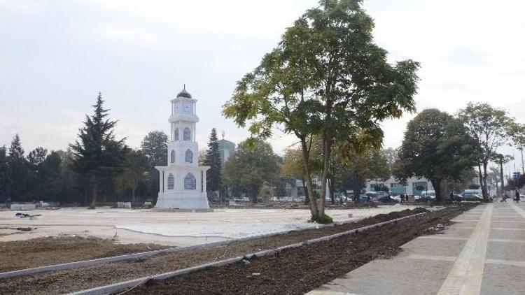 Düzce Lisesi Parkı Meydana Çıktı