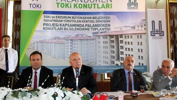 Başkan Sekmen, Palandöken TOKİ Konutlarını Tanıttı