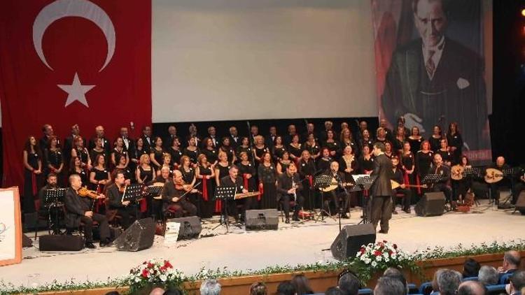 Atatürk İçin Bayraklı’da Özel Konser