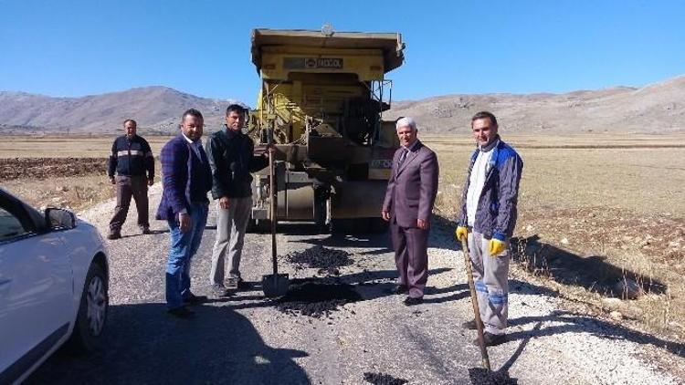 -Korkuteli Yayla Mahallelerinde Yama Çalışması Sürüyor