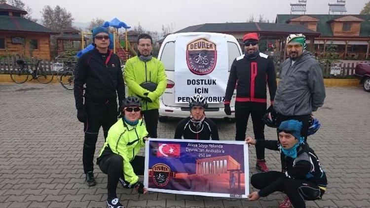 Atatürk’ü Anmak İçin 250 Km Pedal Çevirdiler