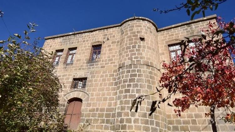 (Özel Haber) Bitlis’teki Tarihi Evler Fotoğraflandı