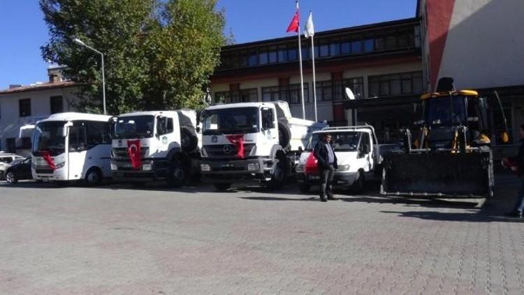 Doğanşehir Belediyesi’ne Yeni Araç Alımı Yapıldı