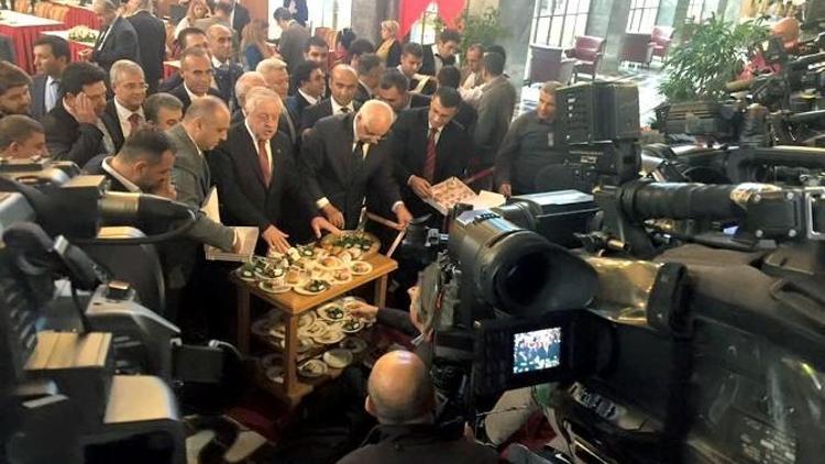 Meclise Kaydını Yaptıran Erdoğan Rozetini Araban Belediye Başkanı Özdemir’e Taktırdı