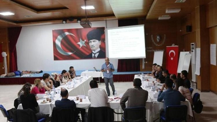 Beş İlin Sağlık Personeli Mersin’de İlkyardım Eğitici Eğitimi Alıyor