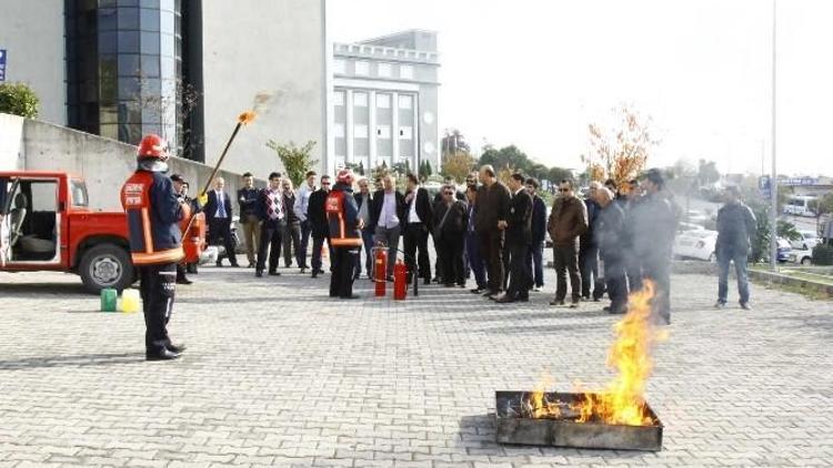 SAÜ’de Personele Yangın Eğitimi Verildi