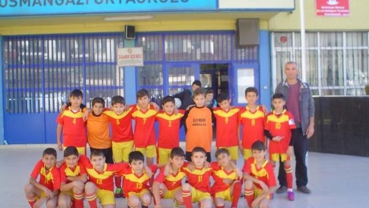 Milletvekili Tüzün Ve Bilecikspor Başkanı Cinoğlu’dan Spora Destek