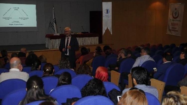 İl Sağlık Müdürlüğü’nden Hekim Ve Eczacılara Konferans