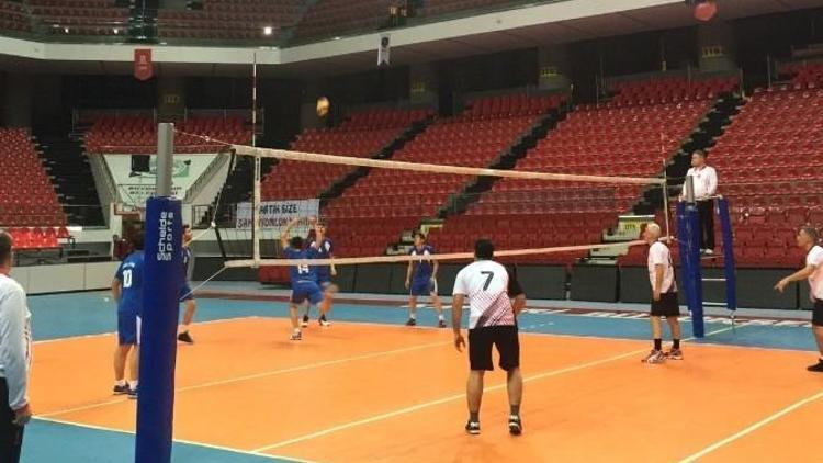 Voleybol Heyecanı Sürüyor