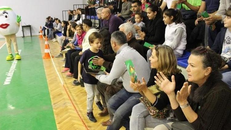 Foçalı Kadınlar Basket Maçlarını Kaçırmıyor