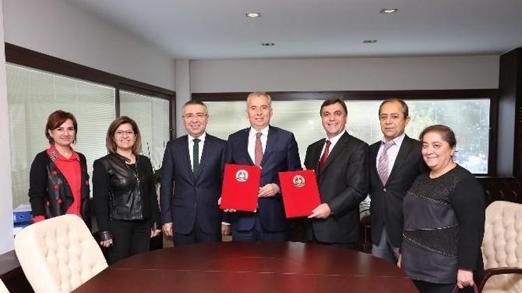Büyükşehir Belediyesi İŞKUR’la Protokol İmzaladı