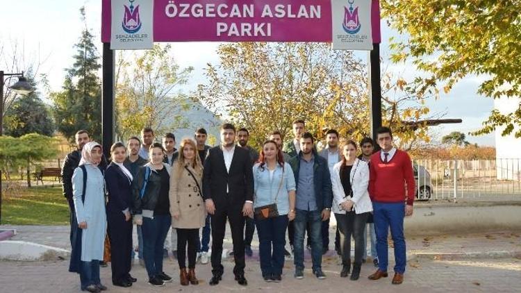 AK Partili Gençler Özgecan’ı Unutmadı