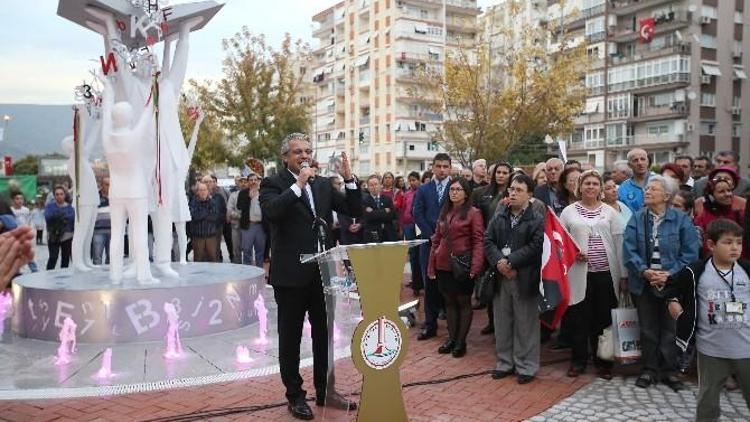 Karşıyaka’da Öğretmenler Parkı Açıldı