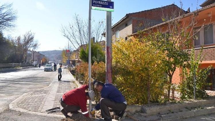 Bozüyük’te Cadde Ve Sokak Tabelaları Yenileniyor