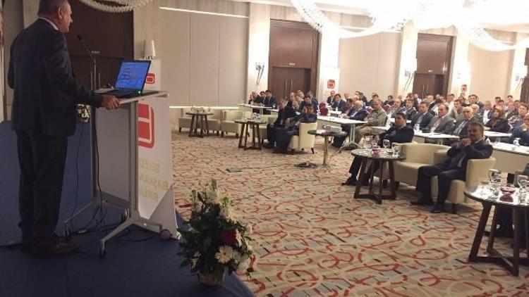 Belediye Başkanları Antalya’da Seminerde