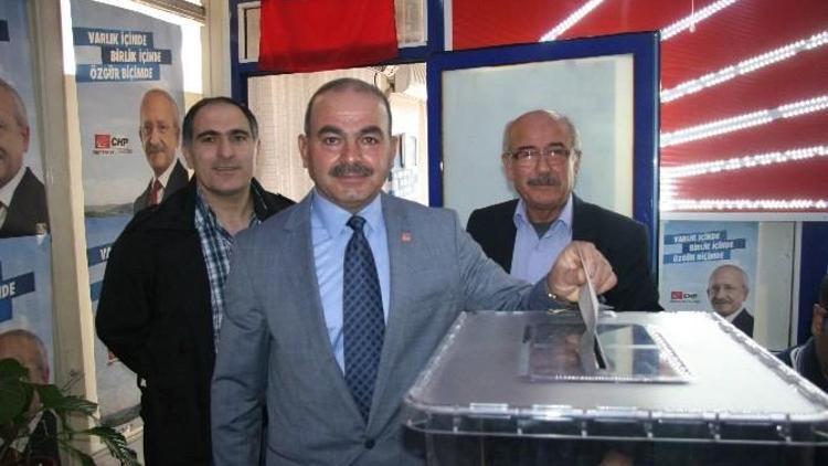 CHP Kilis Merkez İlçe Başkanlığı’na Yeniden Talat Kurt Seçildi