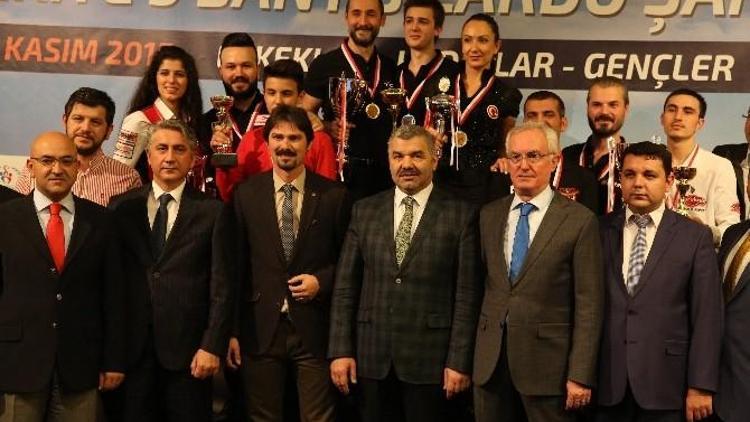 Erciyes’te Zirveye Semih Saygıner Çıktı