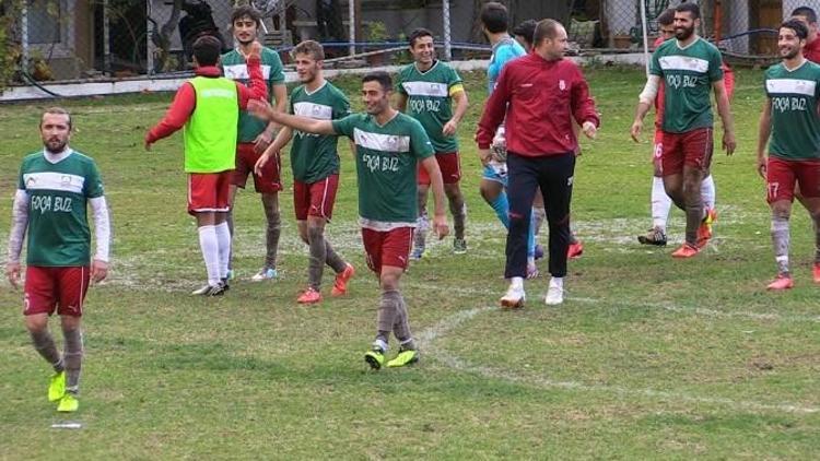 Foça Belediye Spor: 4 - Halilbeyli Spor: 0