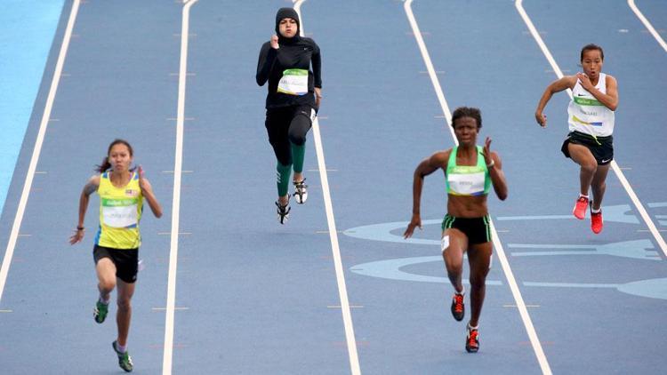 Bu bir ilk Suudi kadın sporcu tarihe geçti