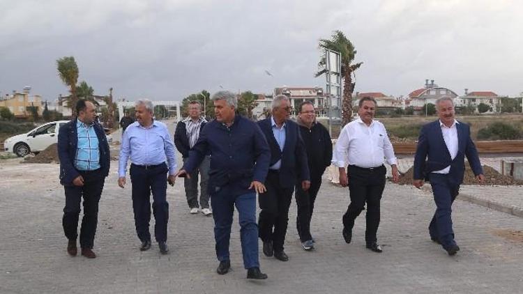 AK Partili Belediye Başkanları Serik’te Buluştu
