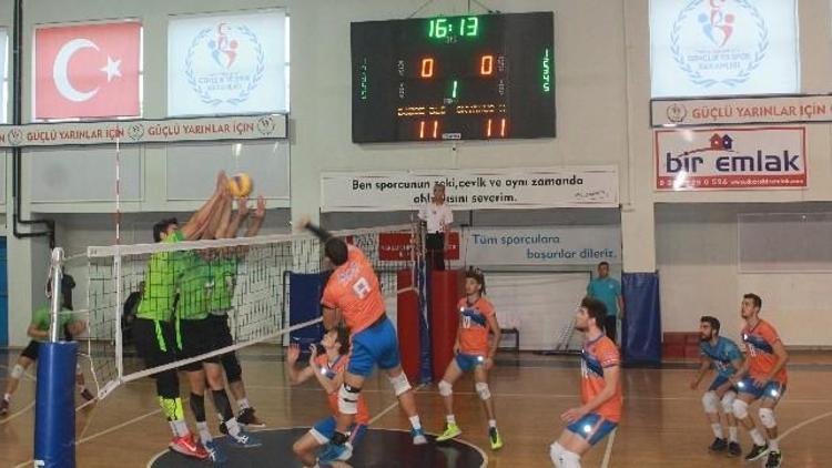 Düzce Belediyespor Voleybol Takımı Bursa’ya Bileniyor