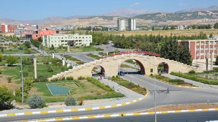 Adıyaman Üniversitesi 800 Kişiye Pedagojik Formasyon Eğitimi Sertifikası Verecek