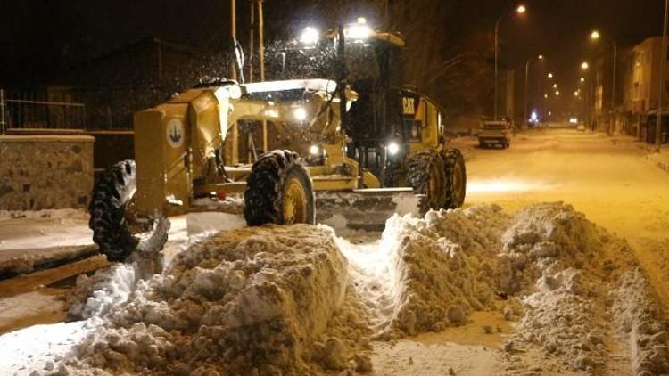 Aziziye’nin Kar Timleri Seferber Oldu