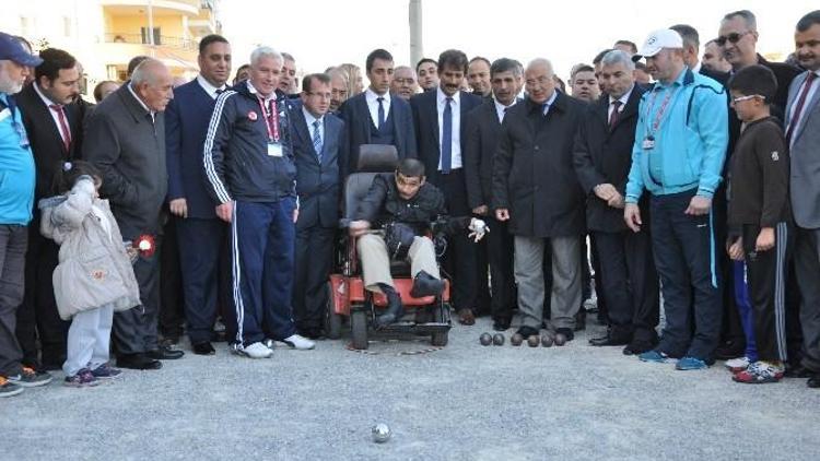 Başkan Can, “Engellilerimizin Yaşamlarını Kolaylaştırıyoruz”