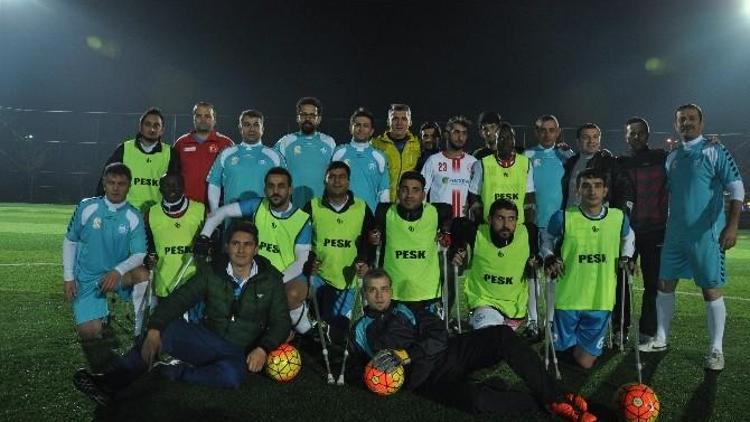 Pendik’te Futbola ‘Engel’ Yok