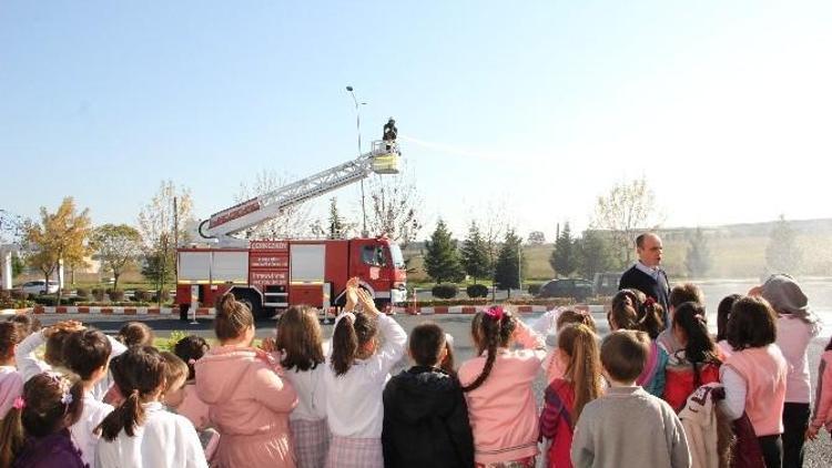 Çerkezköy OSB’den Öğrencilere Yangın Eğitimi