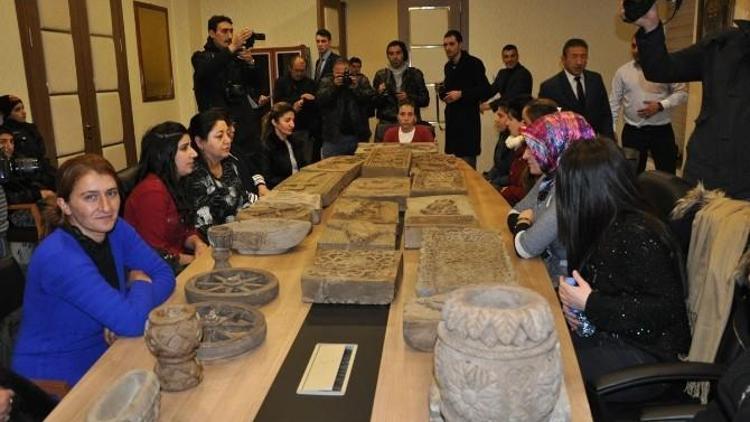 Doğal Taşları Yapılandırma Kursuna Katılanlar Sertifikalarını Aldı