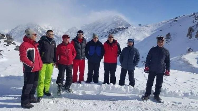 Hakkari’de Kayak Sezonu Açılıyor